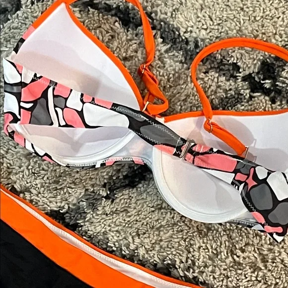 Colorblock Pink Orange Black Patterned Bikini Set - Picture 6 of 8